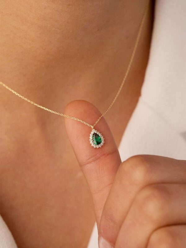 Water Drop Pendant Necklace