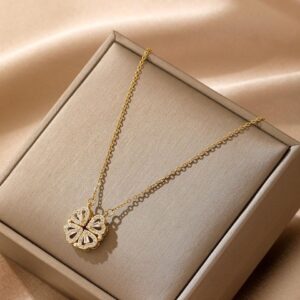 Hearts Pendant Necklace
