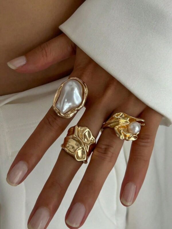 Big Pear Ring Set