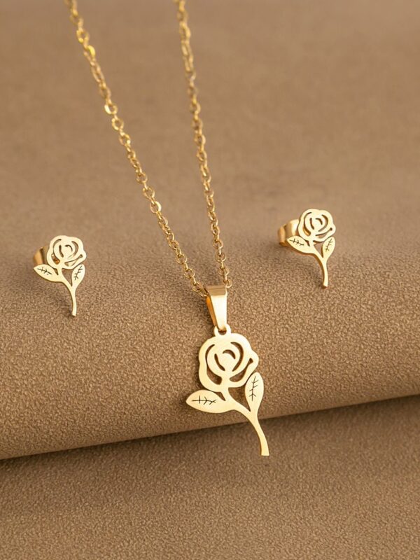 Rose Necklace Set
